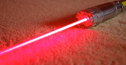 El regalo de Navidad de puntero láser