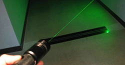 Peligros de los punteros láser verde baratos